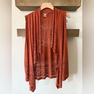Wrangler|Sleeveless Rust Cardigan vest with Open Front & lazer cut eyelet detail